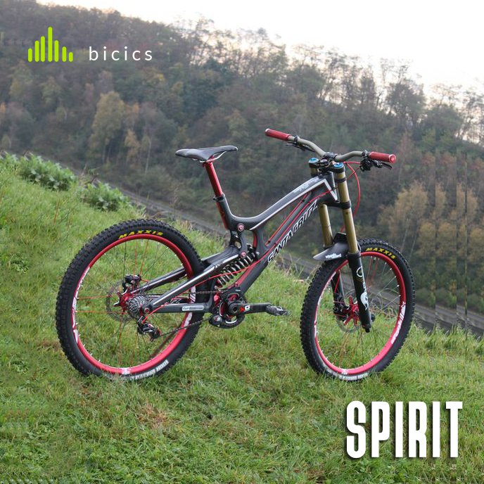 bicics_'s tweet photo. Paradise #mountainbike #downhill #paradide #bicycle #fun #easter #holiday #adventure #eatingrocks #extreme https://t.co/6Q7iHV9E1W