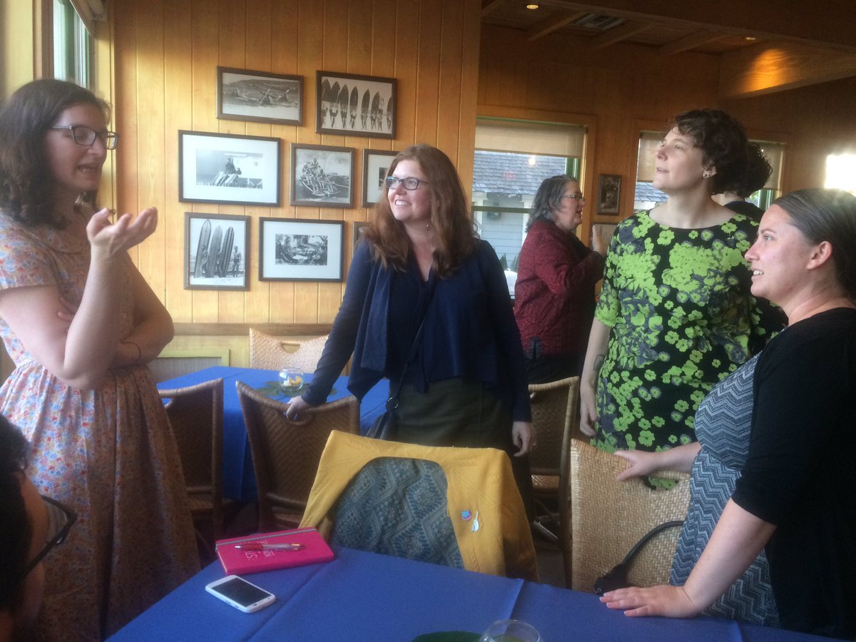 prof_romance's tweet image. #pcaromance #conferencedinner #pcaaca17