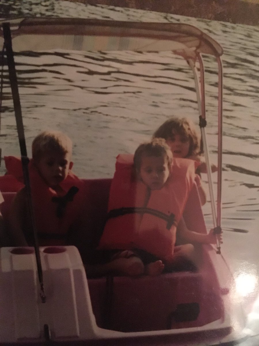 DylanBoczon's tweet photo. Happy birthday to these two thanks for always being there for me hope your birthdays were great love you guys🎉🎉 @prescottquack @peytonquack https://t.co/k3gR4AdrDY