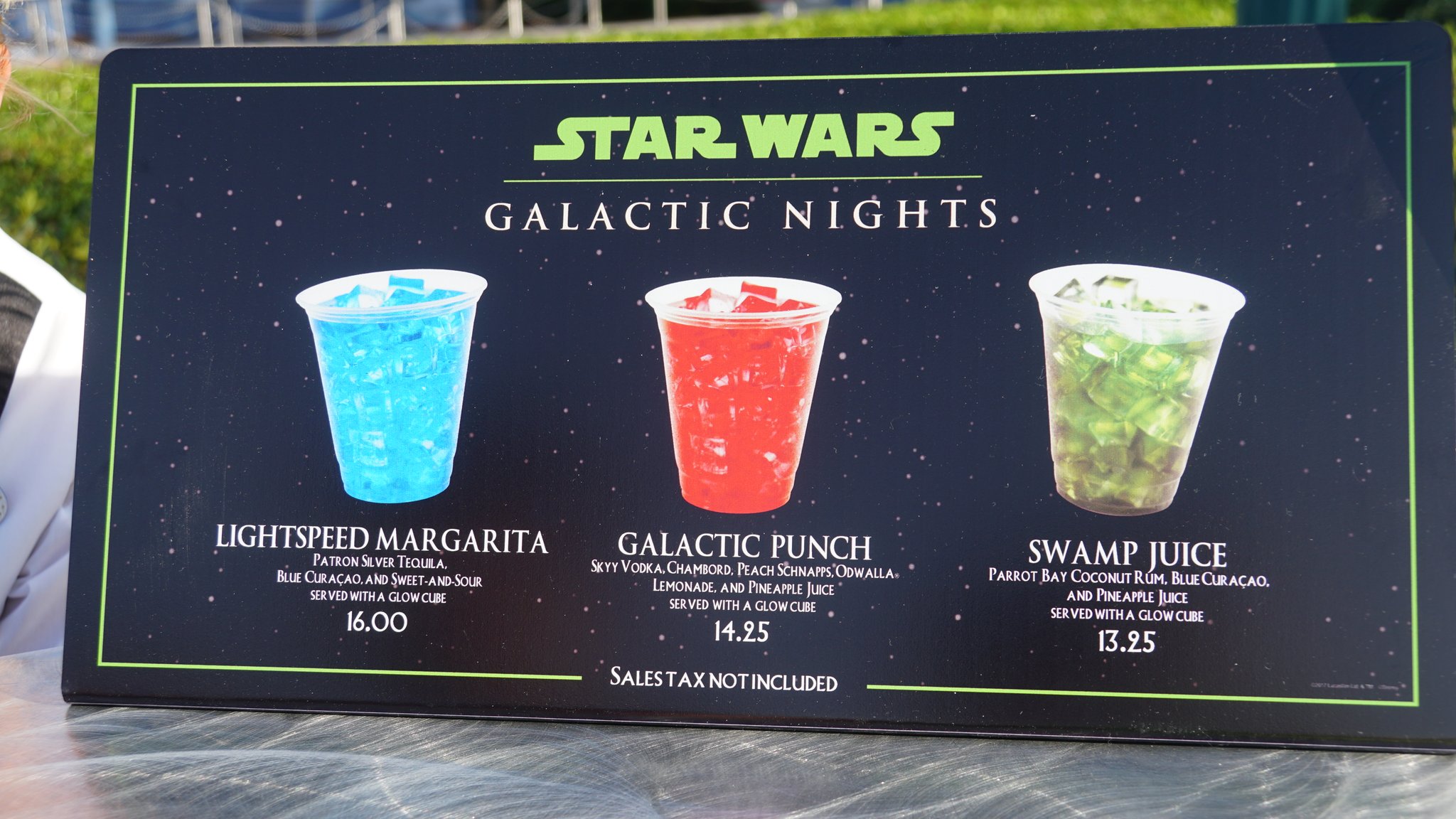 bioreconstruct on X: Drinks and wine available for Star Wars