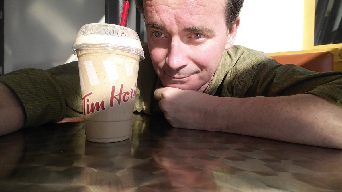 23 hours traveling. 3 months away from Canada.Ottawa now. 4 hours until Calgary. Life is good. (#Canada  appreciate yourself. You're great.)