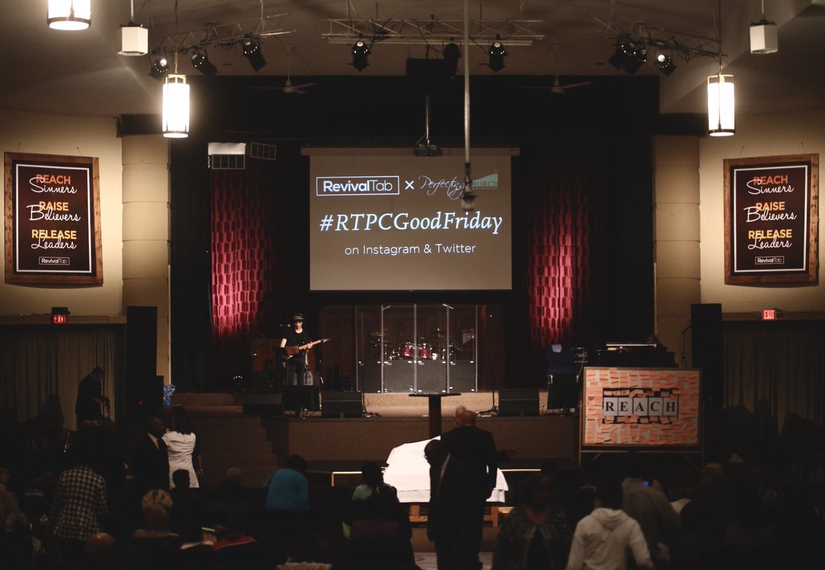 RevivalTab's tweet photo. We're just about ready to begin #rtpcgoodfriday Come join us! https://t.co/dxAry9TKWl