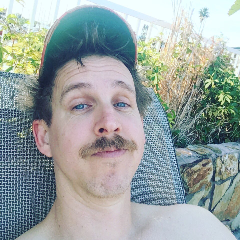 JSalmonComedy's tweet photo. Poolside in Florida.
Paper salesman just complimented the brightness of my shoulder.
He says I'm an 80.
#Whiteness #PaleWriter https://t.co/AAIZIQgQY6