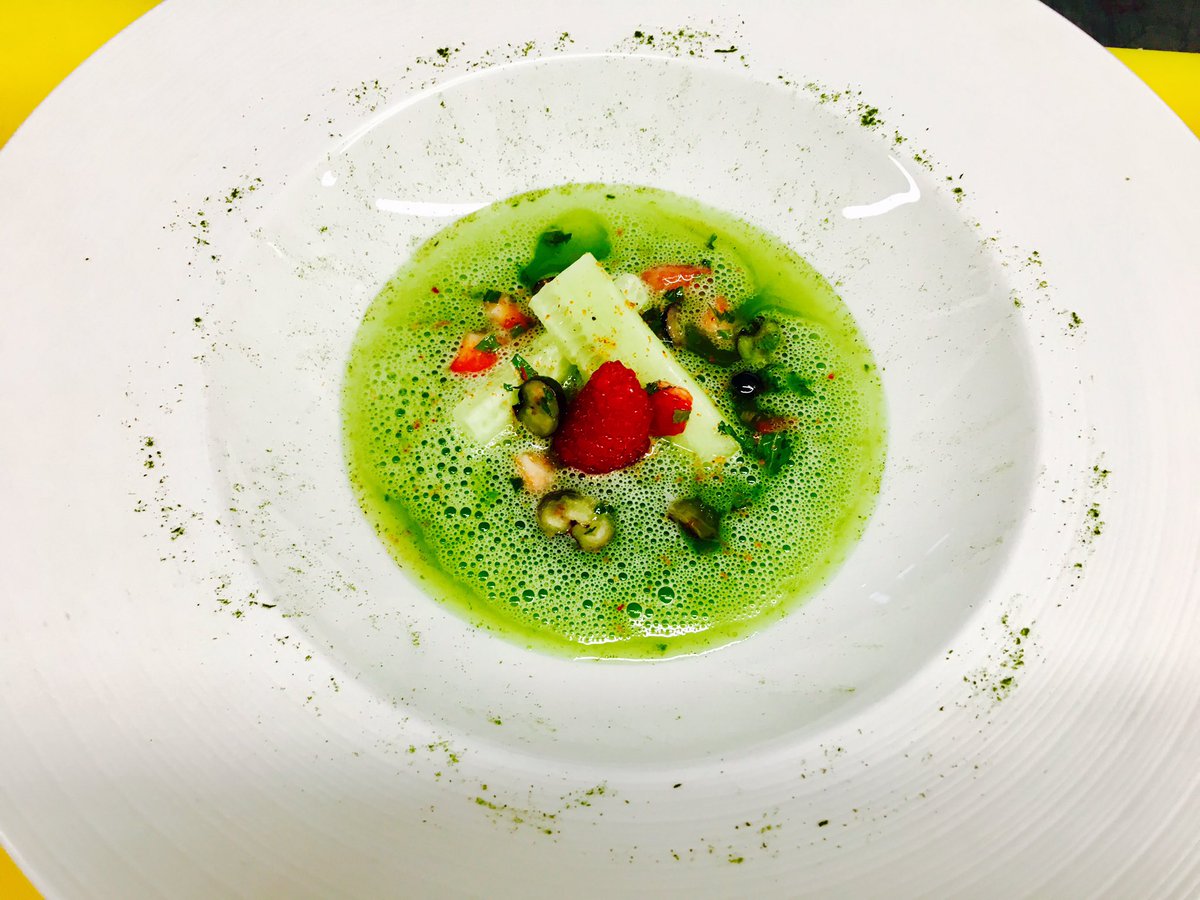 Nath1Saurav's tweet photo. Tonight Amuse Bouche, cucumber broth _ raspberries for Surprise 5-course seasonal tasting menu @MarinaTapasya,#Hull2017 #testingmenu #dinner https://t.co/WiO6Z7pdpd