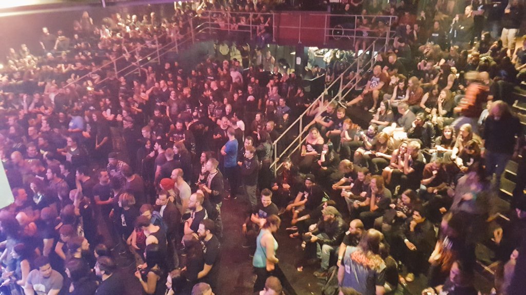SARecStudios's tweet photo. The beautiful crowd tonight...gearing up pre @devildriver #Witchfest2017 https://t.co/9gFGv4k9yx