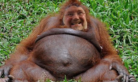 @simonMOF <a href="/Iromg/">Mike Graham 🇬🇧</a> Is this photo offensive? What if it turned out Porky was mixed race? Does it suddenly become a hate crime? Anyone who says yes needs help