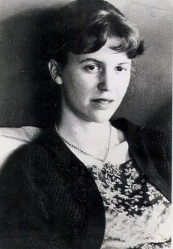 I love my rejection slips. They show me I try. 
—Sylvia Plath—