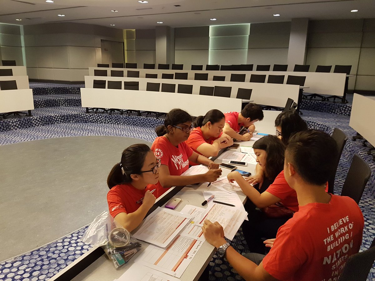 chansoonseng's tweet photo. Final briefing for the 2nd @TeachForMsia South Regional Conference of 2017 at the amazing @NUMedMalaysia campus! #TFMSouth #TFM2017 #TFM2016 https://t.co/A910ltDhOu