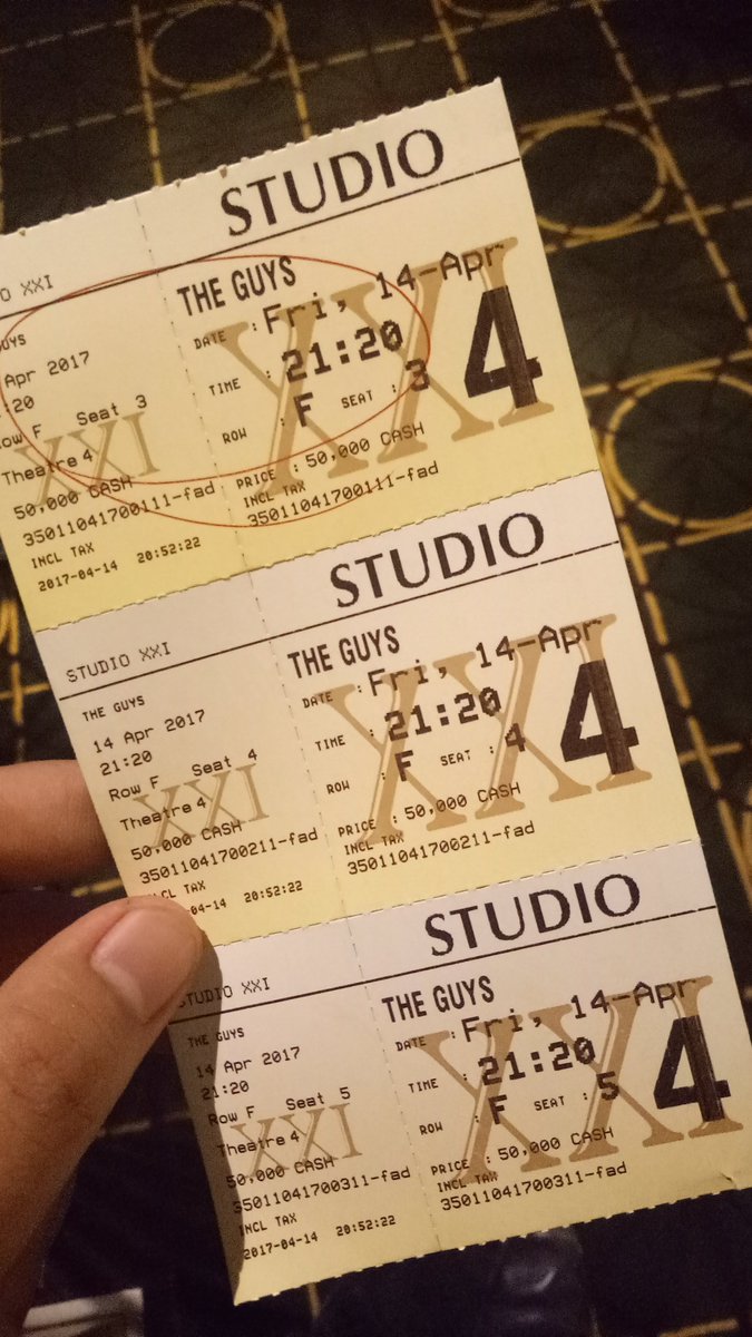 Tolong berhenti bikin film baper bang.. Atau hubungan kita cukup sampai disini...  <a href="/radityadika/">raditya dika</a>