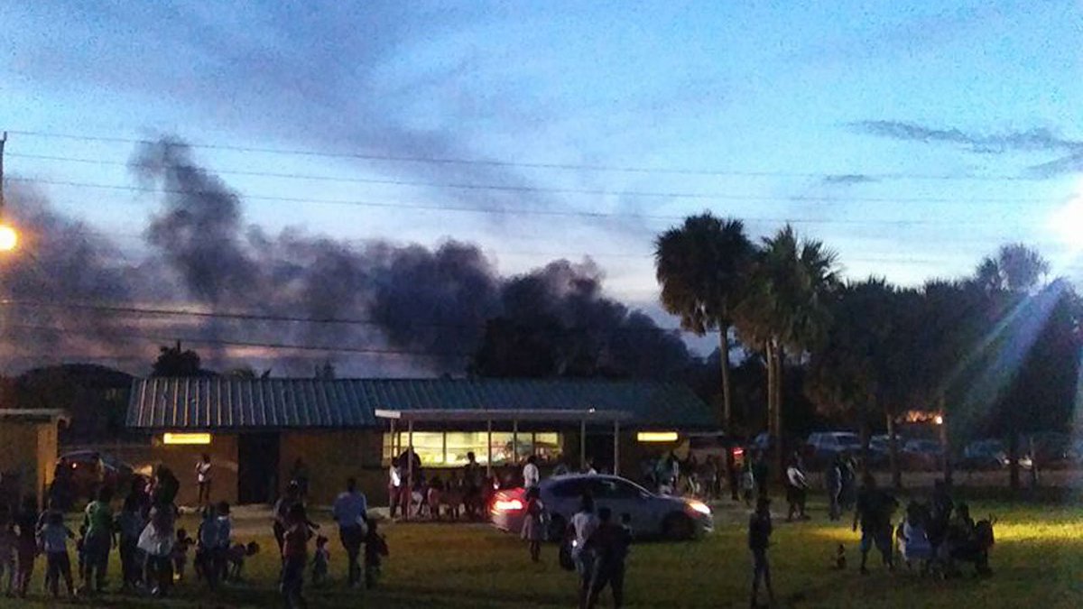 Wildfire burns in South Miami-Dade bit.ly/2ow37lg https://t.co/OLK0HVgelD