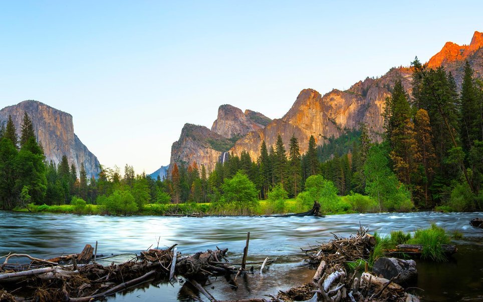 TravelLeisure's tweet photo. Where to Stay for Free Near 9 U.S. National Parks https://t.co/1Rey4lt84S https://t.co/VuorvLBhwK
