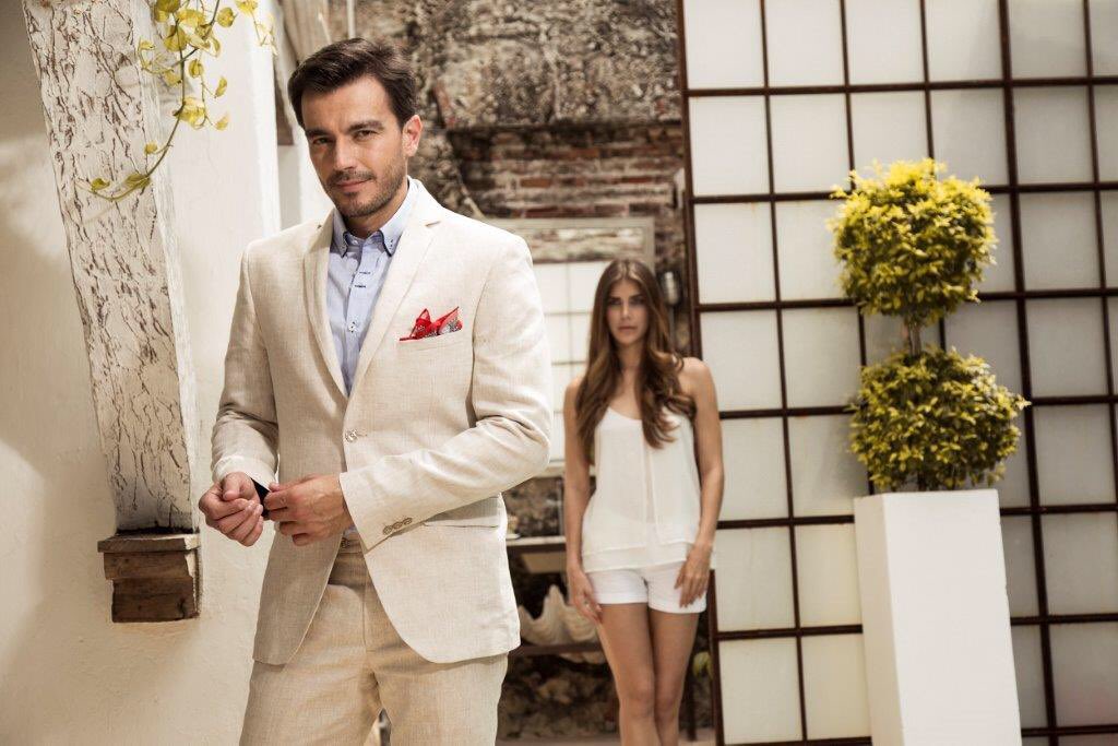 It's time for both! Enjoy friday! #NewCollection with <a href="/Lucianoda/">Luciano D'alessandro</a> and @MarianaMP11 #JonSonen #Fashion #MenStyle