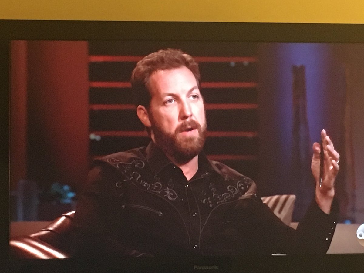 PMSBites's tweet photo. @sacca This #SharkTank #entrepreneur is totally in 😍 w you. Wish you were in the tank when I was there. "Somebody call a doctor." haha!! https://t.co/Qq9jWjrAkm