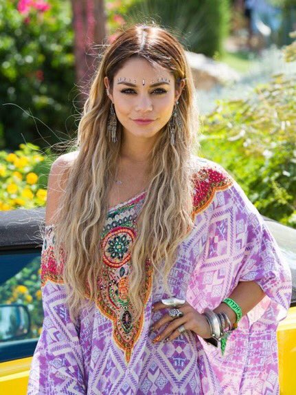 STREETFASH's tweet photo. Vanessa Hudgens Coachella outfits over the years. #Coachella2017 https://t.co/IgWEblNiq1