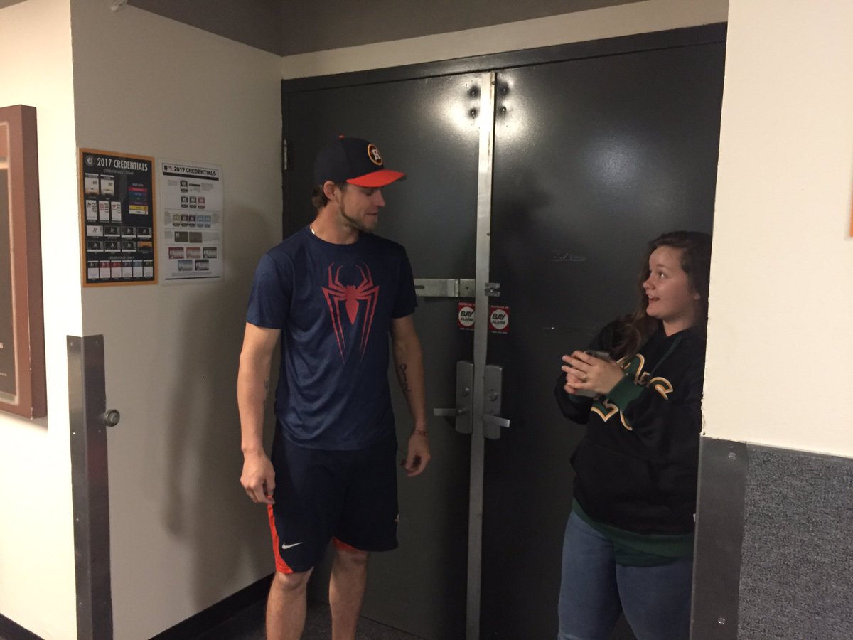 madisonmerrin22's tweet photo. I guess @RealJoshReddick wanted to surprise me today, I have been super blessed ❤️ #foreverA's https://t.co/rD3iTN14k4