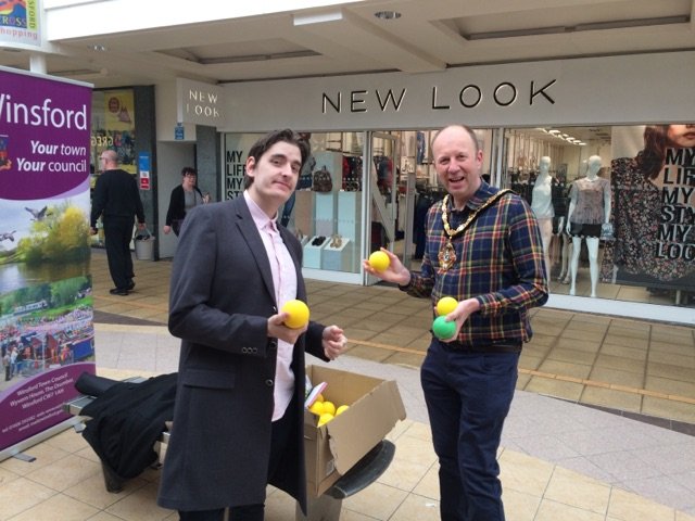SaltFair's tweet photo. What a great day yesterday giving away Good Friday Ball's @WinsfordIndEst @winsfordnews @WellbeingWins @hall_head @gillandrews1 @Winsfordtc https://t.co/QZfmodEVPZ