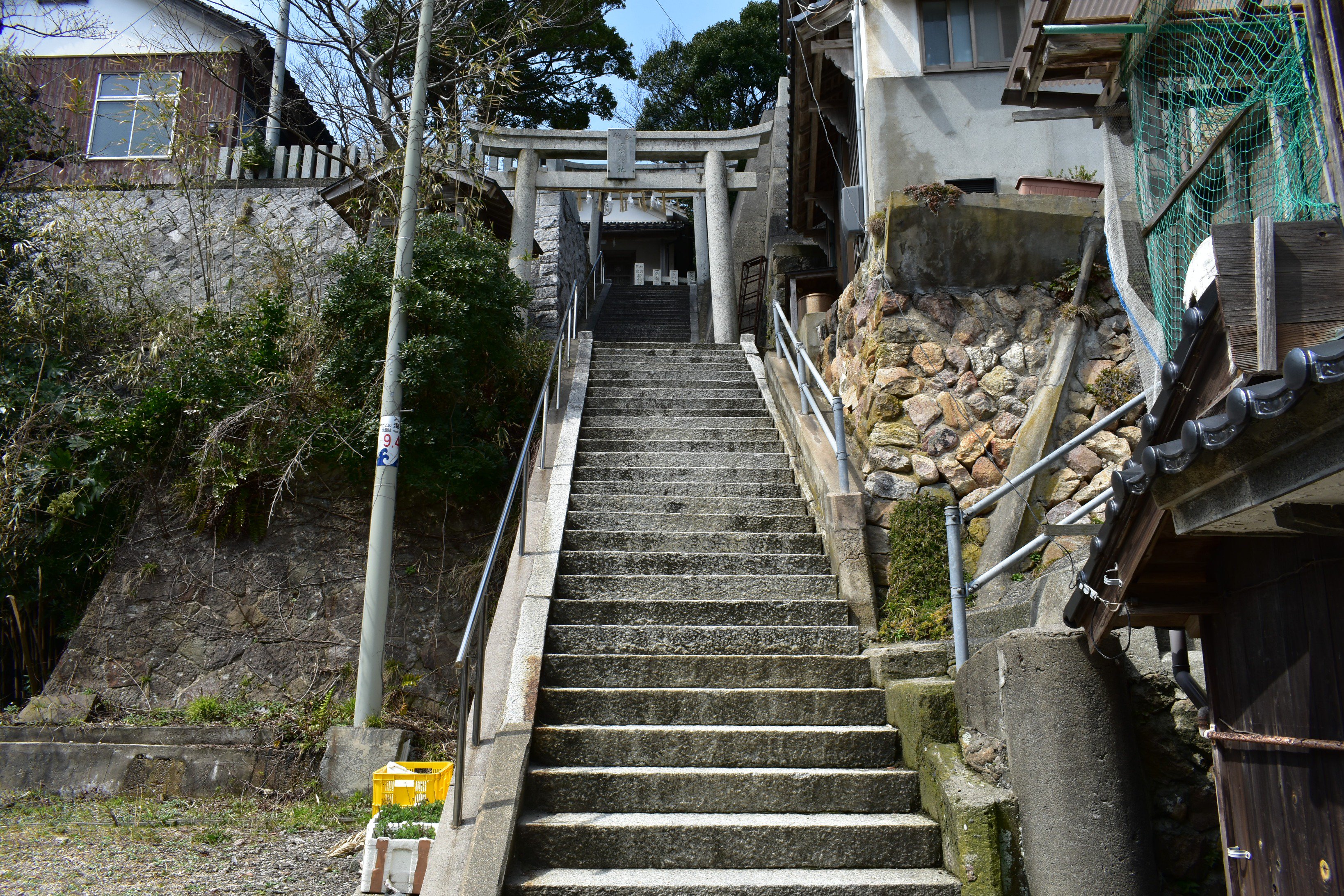 道の駅 きなんせ岩美 Free シリーズ の聖地として 鳥取県岩美町が訪れてみたい日本のアニメ聖地150に選ばれました ７月にはこの中から８８箇所が選ばれるようです 公式サイトにてアンケートが実施されておりますので岩美町に清き一票をお願い致します