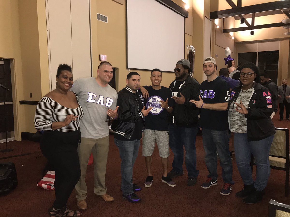 slg_gaa's tweet image. Some of the old folks came out tonight. #Fall10