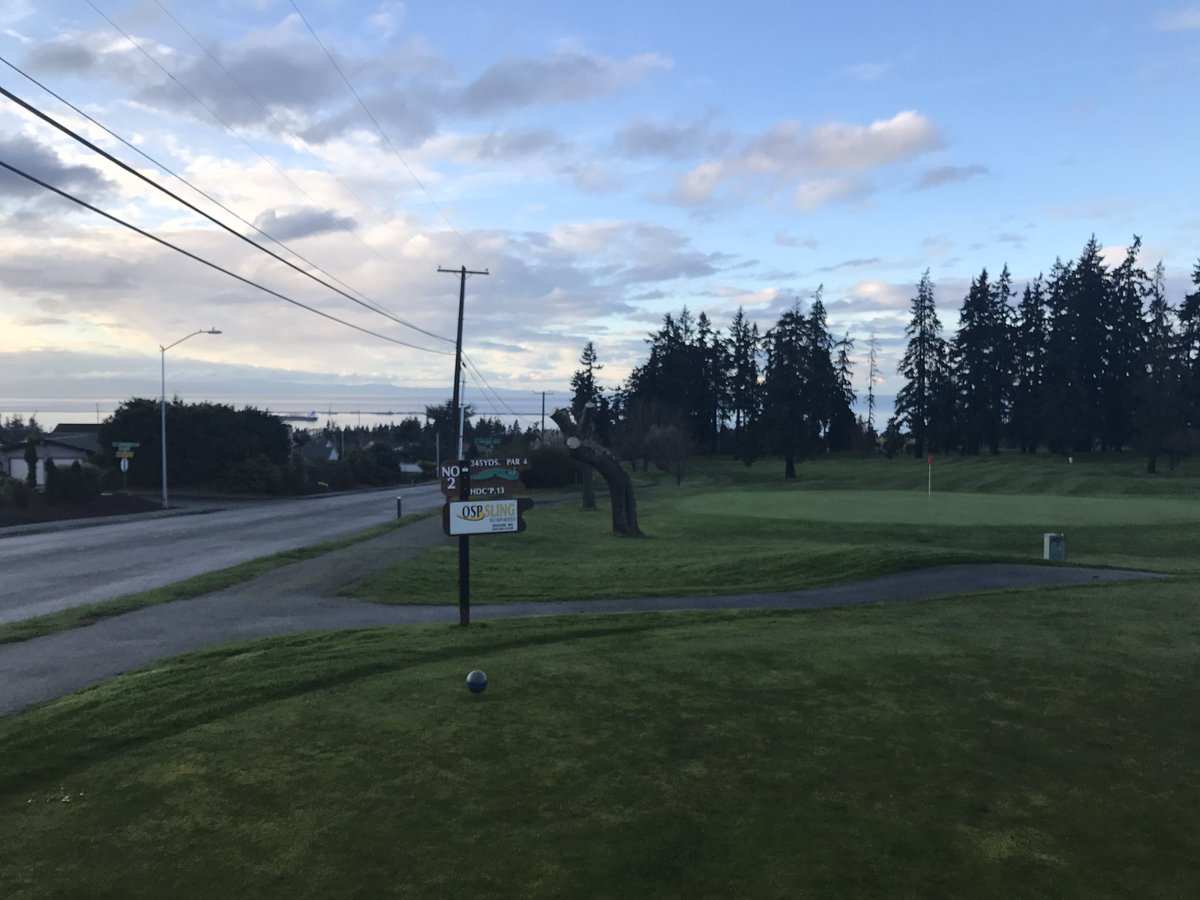 ckhs_golf's tweet photo. Roughed up the Roughriders today in Port Angles #W https://t.co/ndOWKHJ6yJ