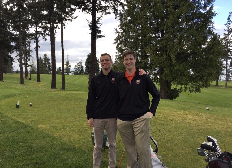 ckhs_golf's tweet photo. Roughed up the Roughriders today in Port Angles #W https://t.co/ndOWKHJ6yJ