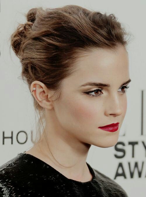 LeenaBaddie's tweet photo. ¡Feliz cumpleaños, Emma Watson!
Gracias por ser una inspiración todos los días y por ser nuestra perfecta y eterna Hermione. https://t.co/veOgPbKvj9