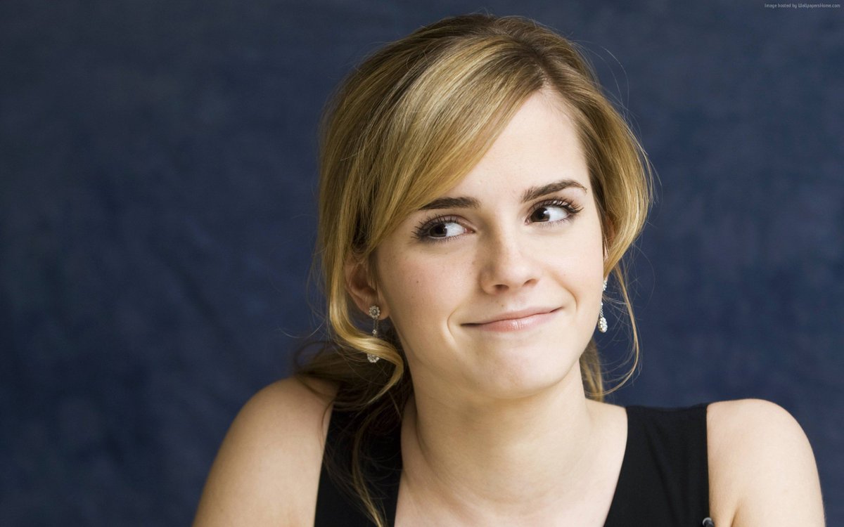1stIndiaNews's tweet photo. #HBDEmma 🎂
#HappyBirthdayEmmaWatson
Wishing A Very Happy Birthday To The Most Glamorous & Stylish Actress @EmmaWatson https://t.co/NTvyVjJOUG