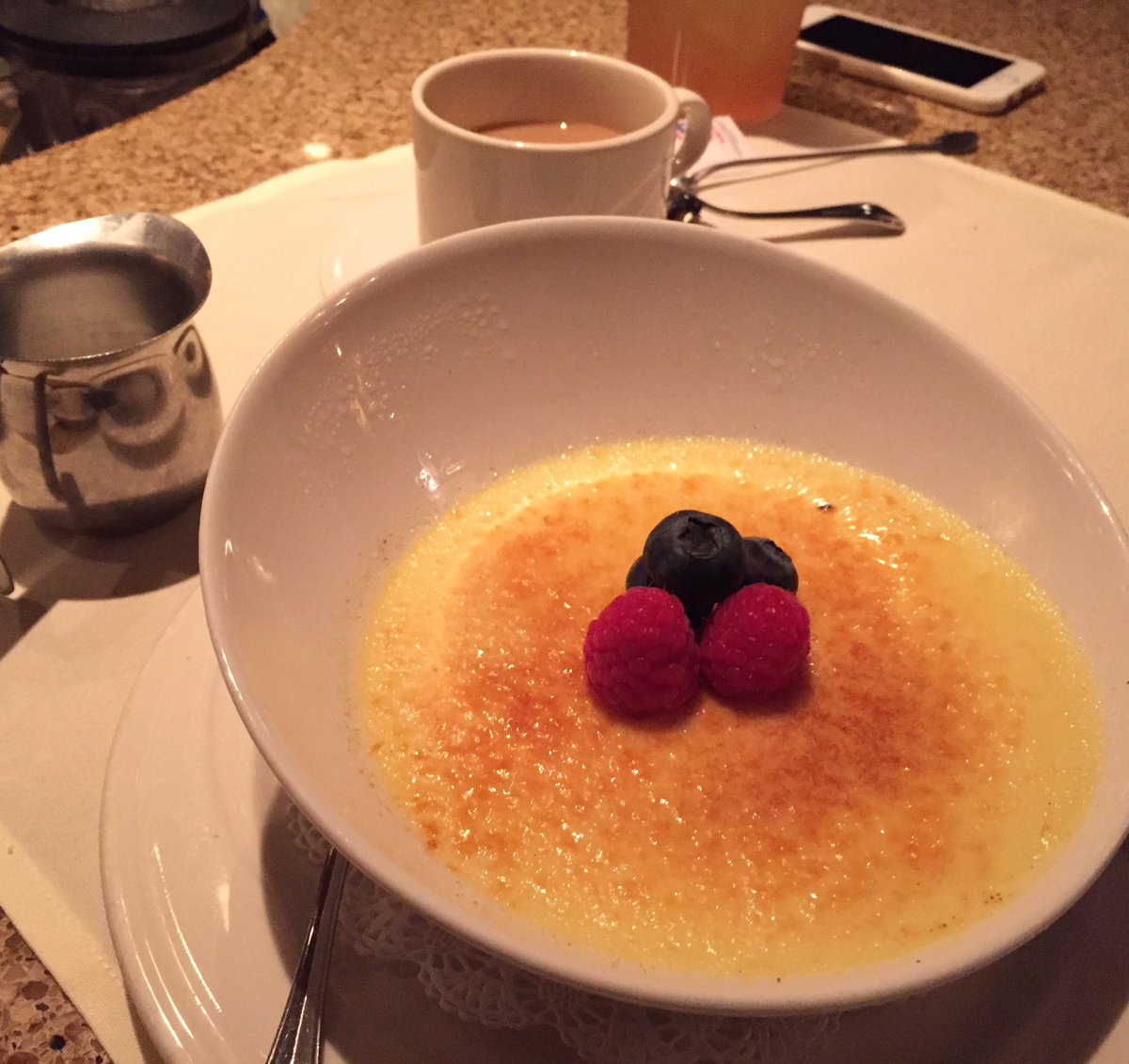 slowcalledlife's tweet photo. another restaurant classic #crèmebrûlée #dessert #oldschool #culinaryclassics #favorites #dinner #friday #throwback #losangeles https://t.co/OU5htMx3fc