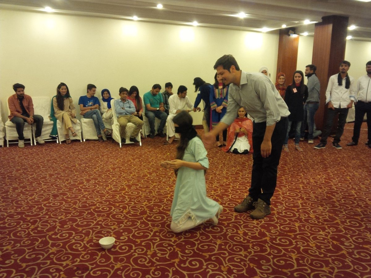 Naveediqb92's tweet photo. Team building activity on Day 1 of #PostPYC #Islamabad #hillviewhotel @DFPFofficial @PYCofficial @nomagree https://t.co/8Jf7VgngE1