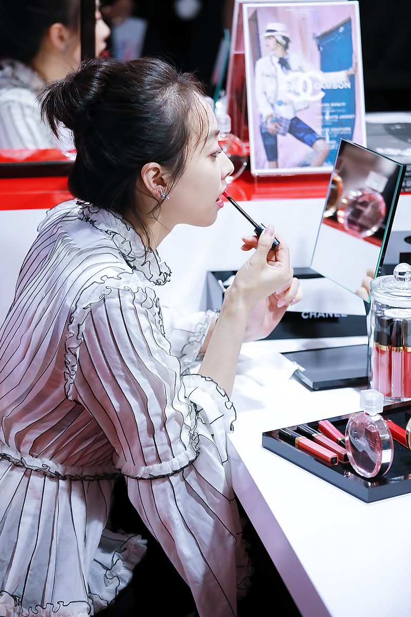 Victoria_Museum's tweet photo. [HD]170413 CHANEL event by 1214s_s

https://t.co/XsMBzoGNiX
https://t.co/VKWOM7wEVf
https://t.co/OI8bLqFzJZ https://t.co/UvWa3aUe8Z