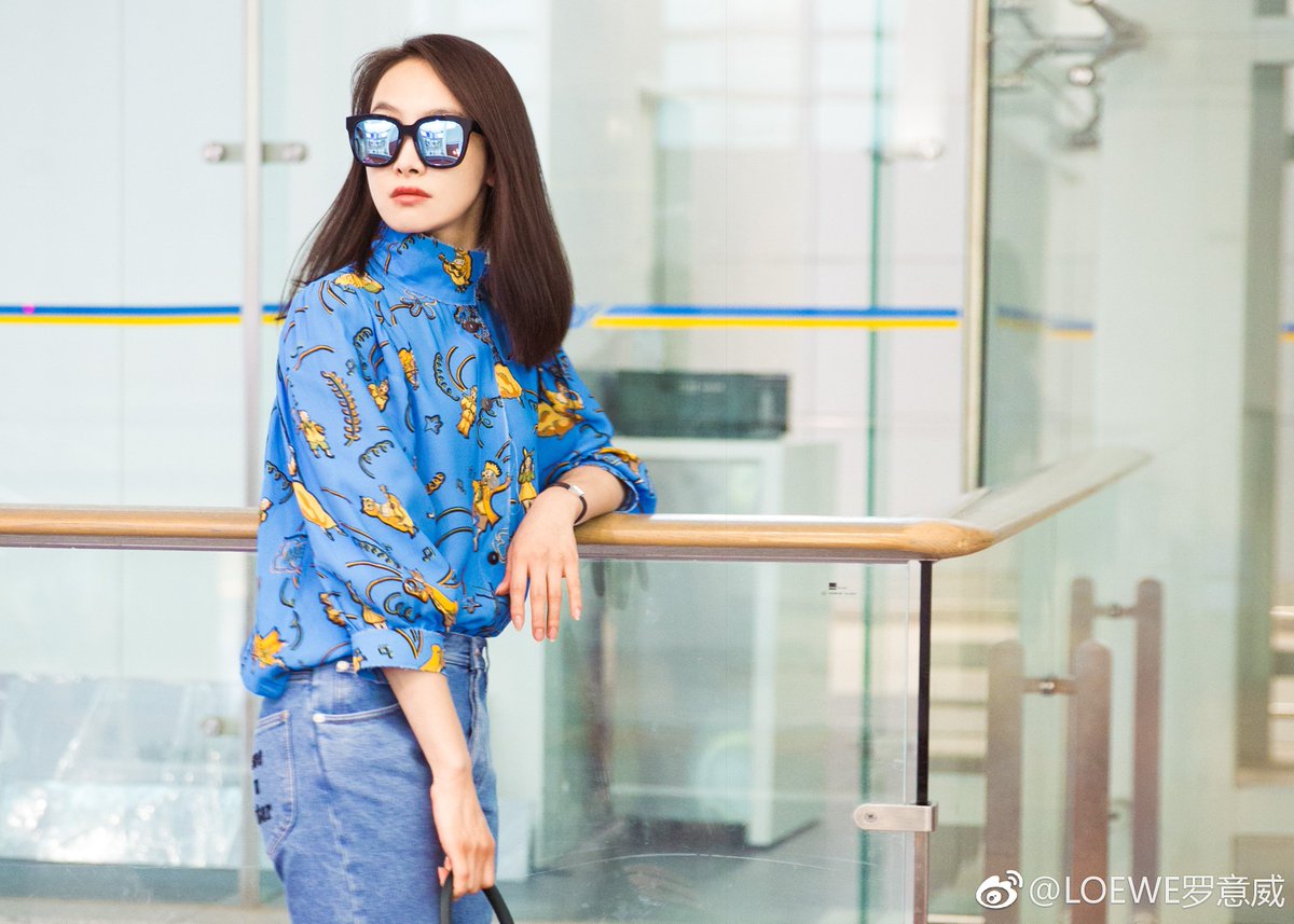 Victoria_Museum's tweet photo. 170415 LOEWE罗意威 Weibo

https://t.co/YFHxPY3sD1
https://t.co/5HWLyaHSQq
https://t.co/qAXlv8rBU7
https://t.co/pI5aXYPg7C https://t.co/24Vk7DqQfI