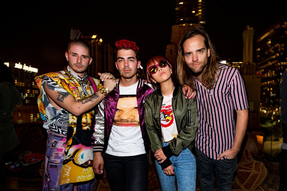 RollingStone's tweet photo. Hear DNCE's funky new song "Kissing Strangers" featuring Nicki Minaj https://t.co/7hGsAxP5HX https://t.co/DwdOBidaCX
