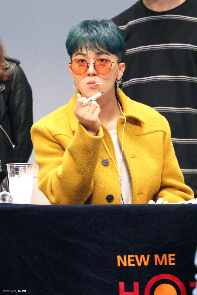 INSPIRED_MINO's tweet photo. [20170414 상암 팬싸 HD]
먹을래?
#송민호 #MINO #위너 #WINNER https://t.co/bDUycaDeYY