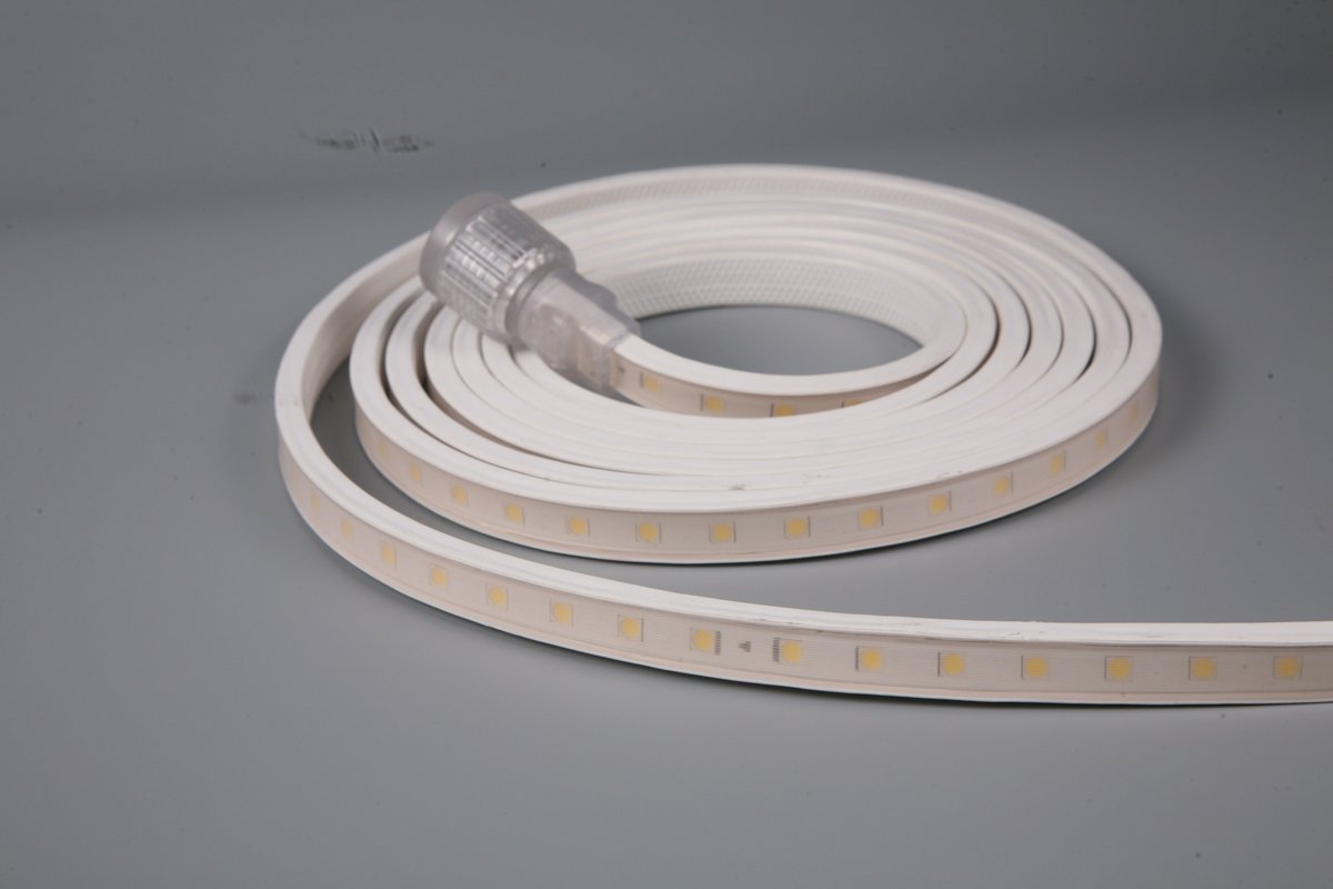 YorkKay3's tweet photo. CLBLED,which is a profession manufacturer of LED Light Strip.At here,you can find all series strip light you needed. https://t.co/6XQAAiabPD