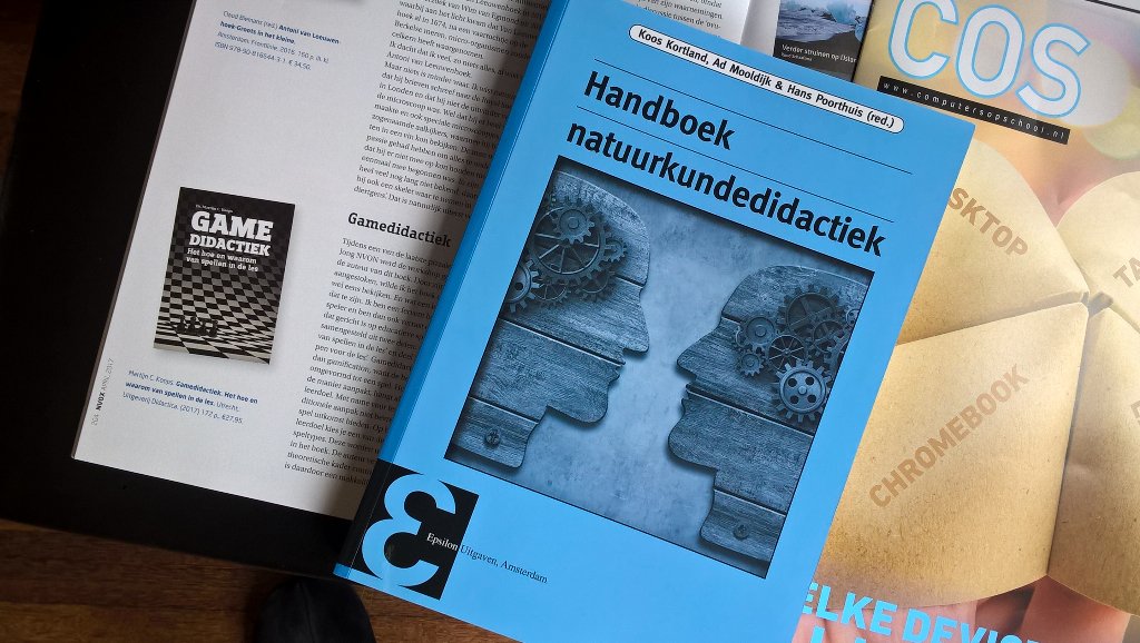 Mooie recensies van #Gamedidactiek in #NVOX en #COS. En een hoofdstuk in Handboek Natuurkundedidactiek.