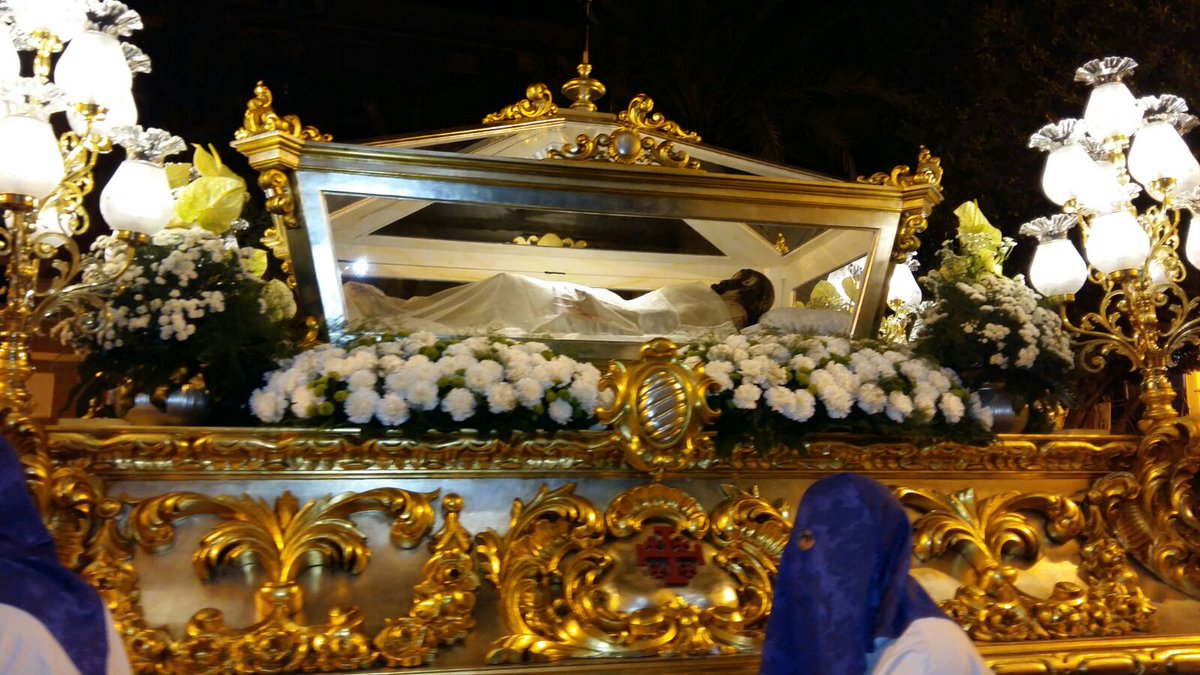 amparopicoCS's tweet photo. Un honor haber participado en la Procesión Santo Entierro Semana Santa Marinera de Valencia https://t.co/KADlljPjPk