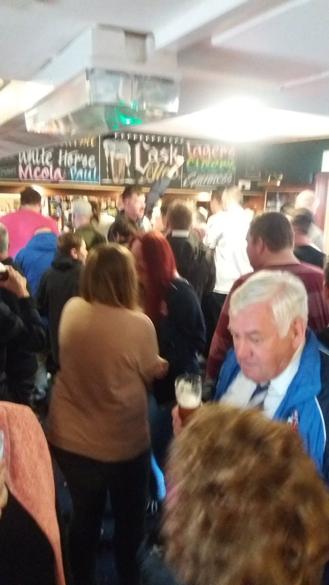 FISC2022's tweet image. Great stop off on way to Halifax yesterday.  Fylde Fans enjoying their day out. #onemorewin #challyarmy #fiscontour