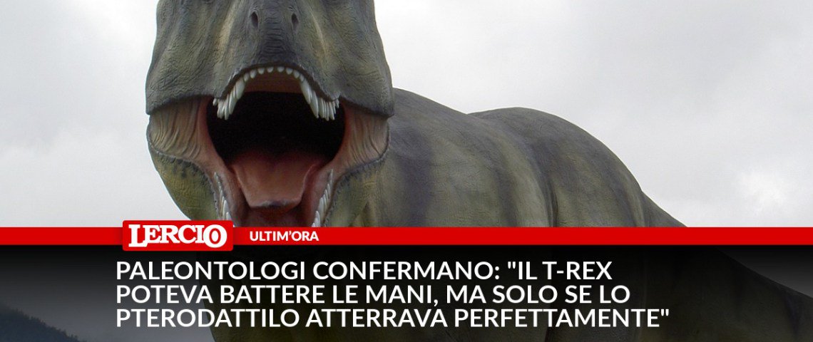 lercionotizie's tweet photo. #LercioStory, Paleontologi confermano: “Il T-Rex poteva battere le mani, ma solo se lo pterodattilo atterrava perfettamente” https://t.co/LoXJKWAXYl