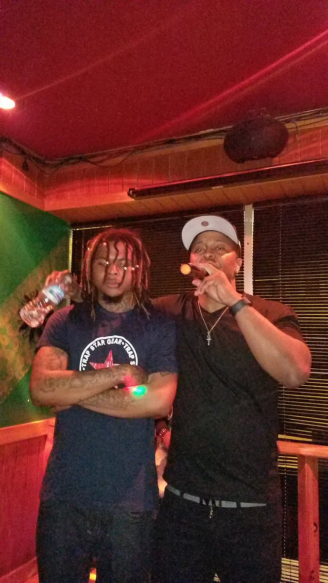 Inta_Tain's tweet photo. You know why Chicago's Own @BoDeal came out to support @ILWILL_ because he's worthy! #DAOUTWESTSPRINGJAM #Chicago #TeamEnt https://t.co/P6WNgqALLd