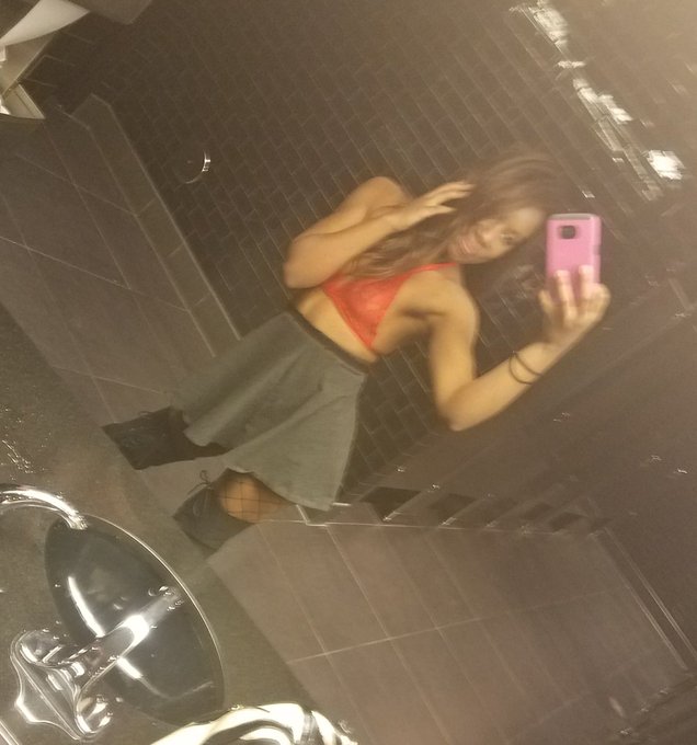1 pic. Last weekends fit....forgot to post!!!.. #OldToMeNewToYa'll https://t.co/hZ2MqDLITP