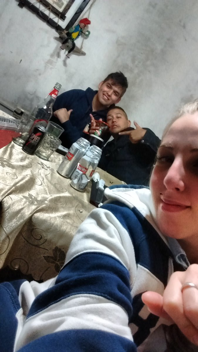 AgusNuez1's tweet photo. Charlas y... Del Ortiz https://t.co/F7nIdse2TC