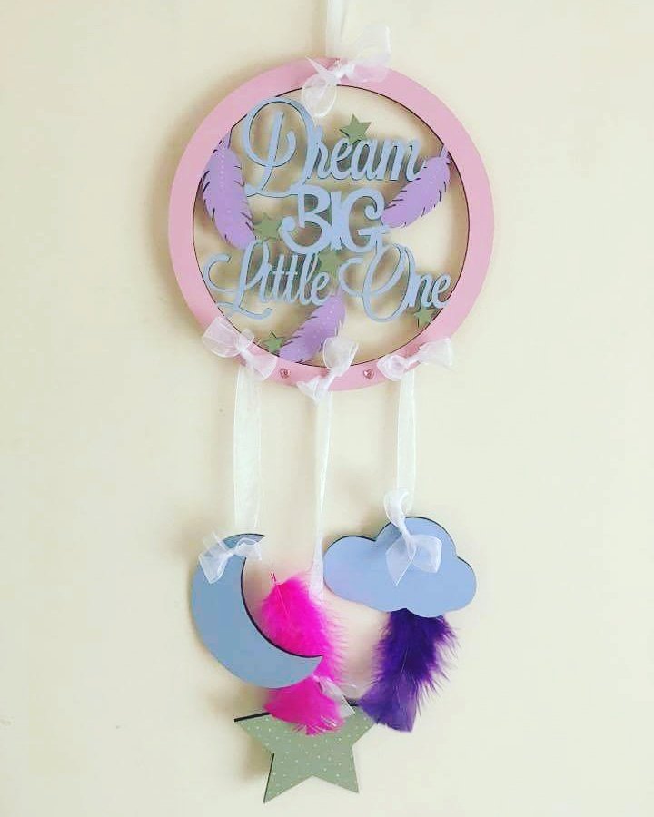Rizoc84's tweet photo. Dreamcatchers 💜 #Rizocreations #Handpainted #Personalised #Belfast #Northernireland #Dreamcatcher #Dreambig https://t.co/NjWrxT6auD