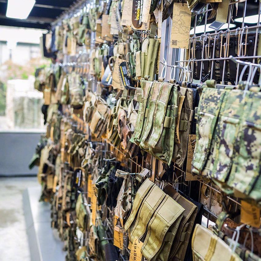 A wall of various pouches 
#MagazinePouch #Pouch #emersongear #Cordura #HydrationPack #RescuePouch #MultiFunctionalUtilityPouch #FilePocket…