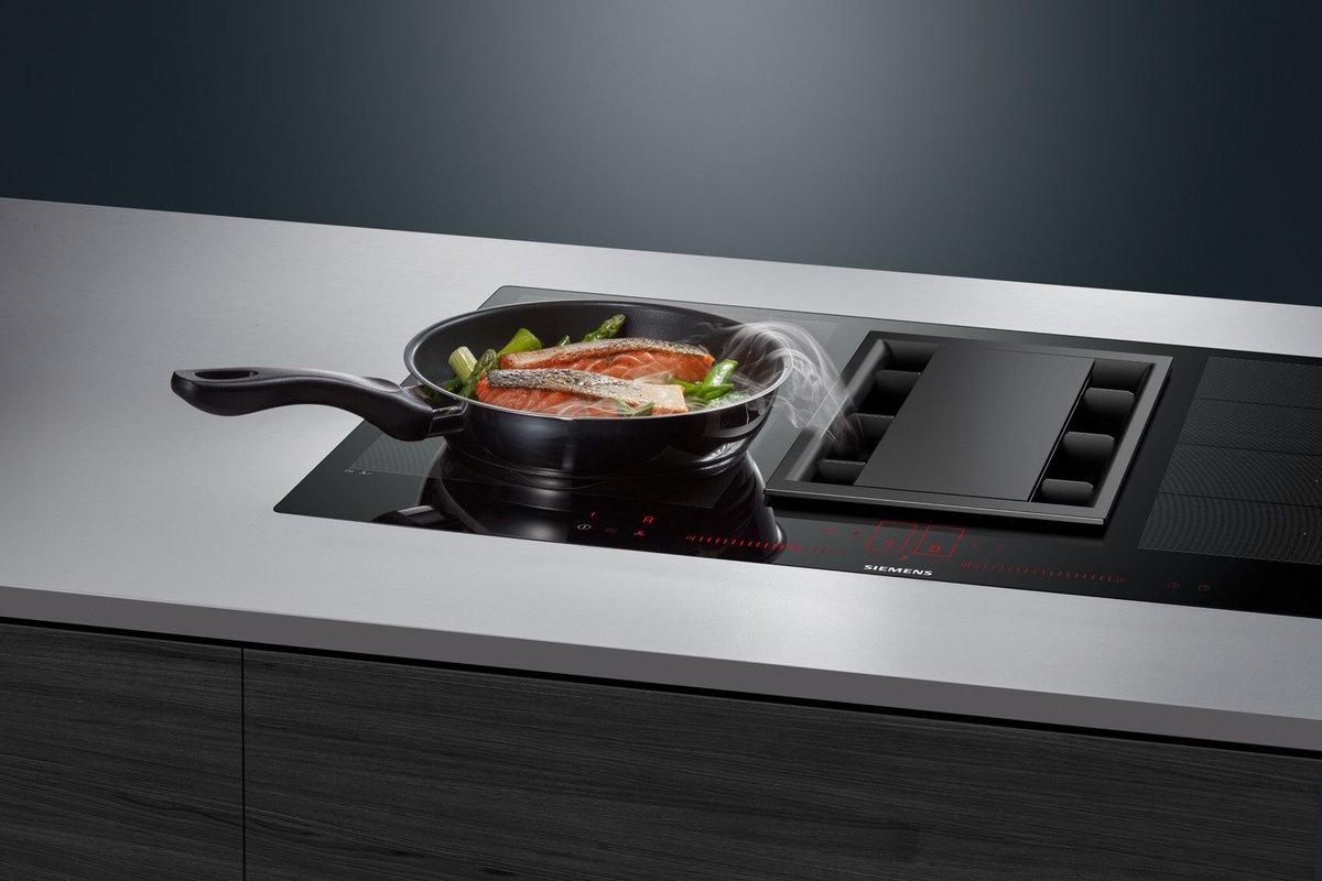 LaranzaUK's tweet photo. @Petersidwell will be cooking live on @sgftv on Siemens Induction Air Hob on 21st &amp; 22nd April @LaranzaUK kitchen launch in Bury St Edmunds https://t.co/7vV6OkS5b2