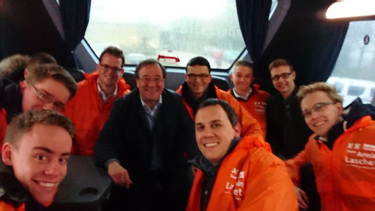 JUAachen's tweet photo. Wahlkampf in Aachen bei "Öcher Wetter" - kein Problem für unser Team. Gemeinsam mit Armin Laschet unterwegs für den Wechsel! #nrwgehtvor https://t.co/P3Itn3sUHL