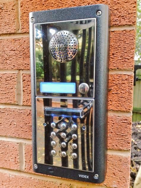 MerbroLTD's tweet photo. Our gates and security doors are available with various security options, including locks, intercom systems and gate automation https://t.co/5FqUmq8IdF
