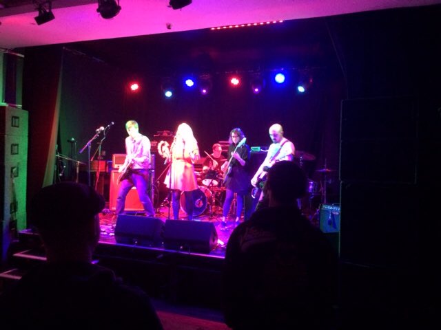 CrumblingGhost's tweet image. A wicked night last night @BostonMusicRoom Brilliant crowd, massive fun -- huge love to @expeopleband and @TheCosmicSkull xx