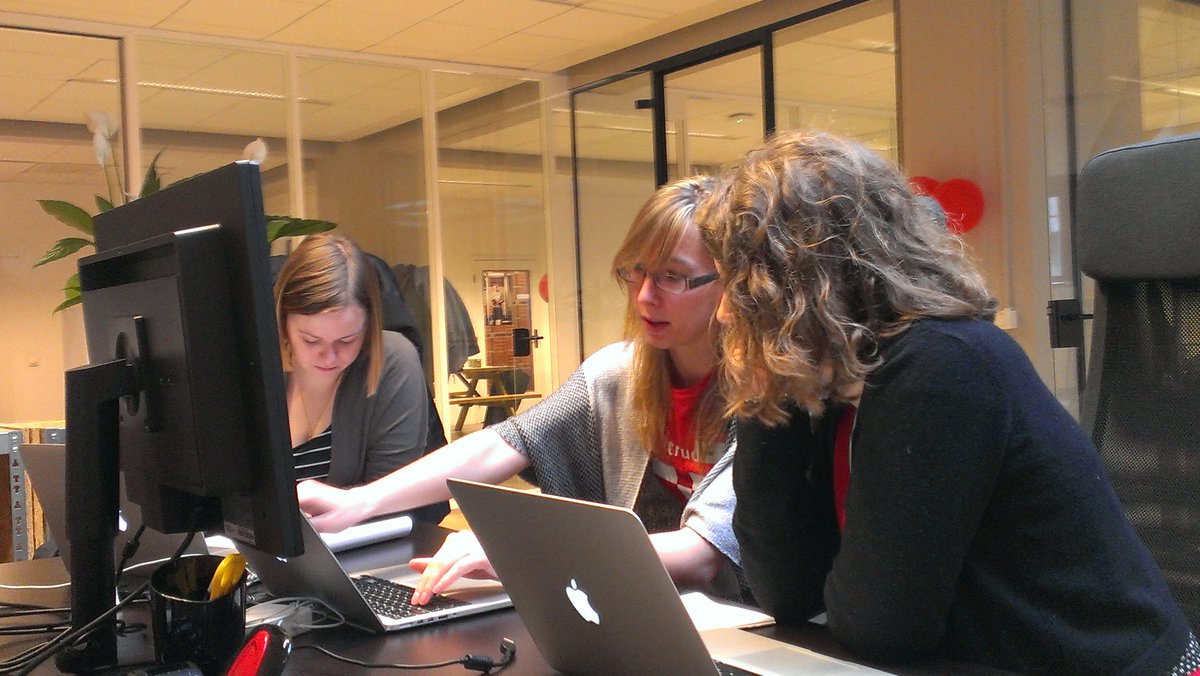 rg_rotterdam's tweet image. Getting started building their first ever web application with #rubyonrails