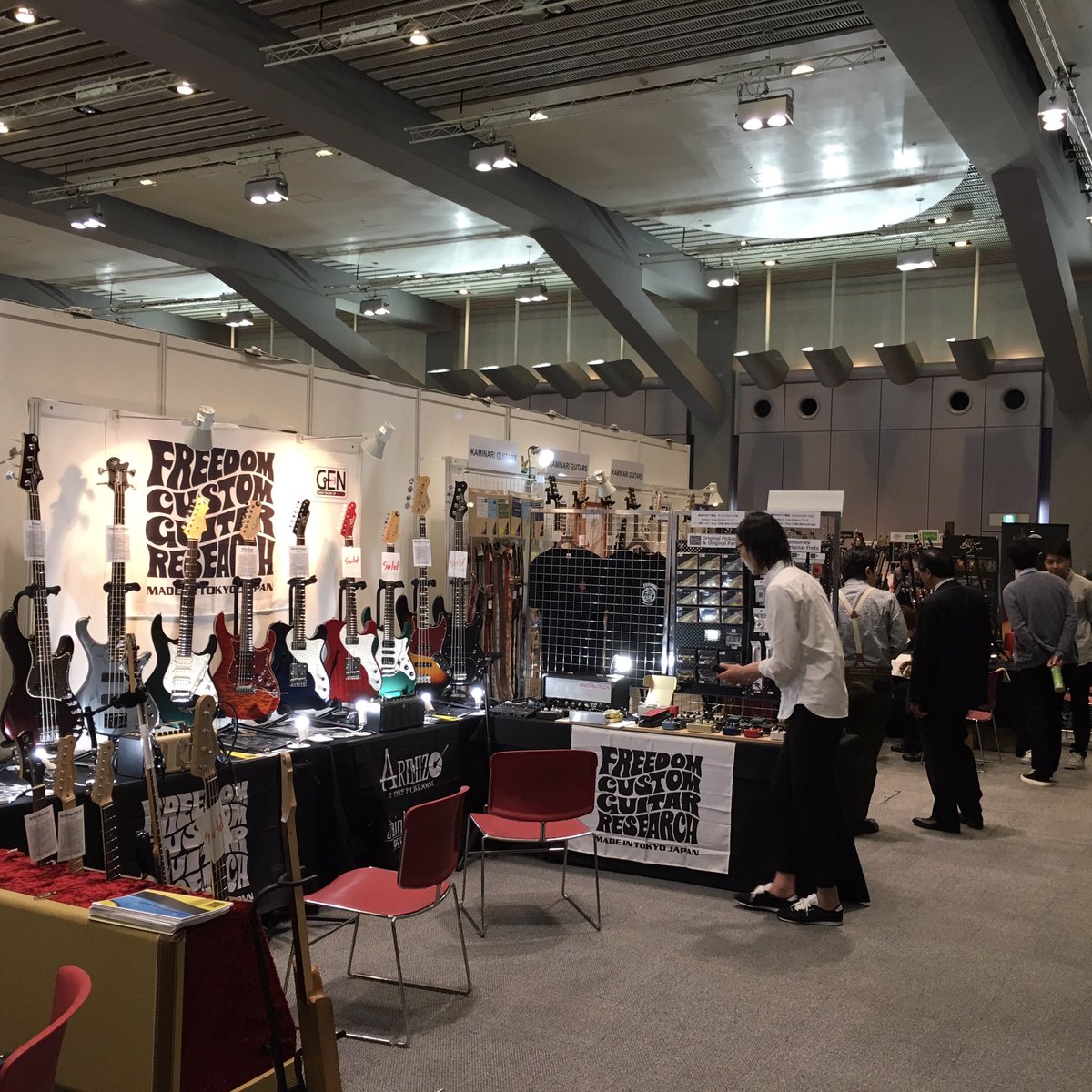 LsTRUSTCo's tweet photo. 〈サウンドメッセin大阪2017開催中〉
明日16日も宜しくお願い致します!
https://t.co/WPNO54T5LU
#サウンドメッセ
#lstrust
#master8
#stomprox
#gen https://t.co/lyBAFxk1X7