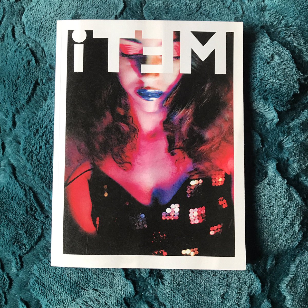 itemmag's tweet photo. #itemmagazine #fashion #culture #StrengthInNumbers #business #shop #support #art #artists #music #love #Cochella #Coachella2017 https://t.co/x5H5qAwTi4