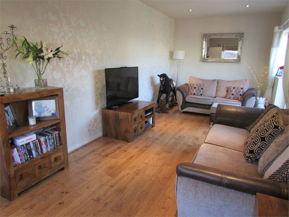 Earnshaw Kay tweet media